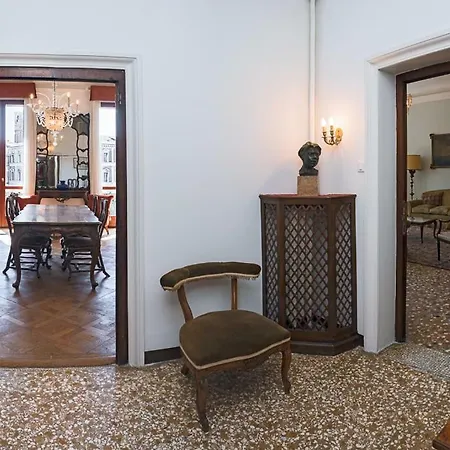 아파트 Casa Cattaneo Grand Canal View 베니스