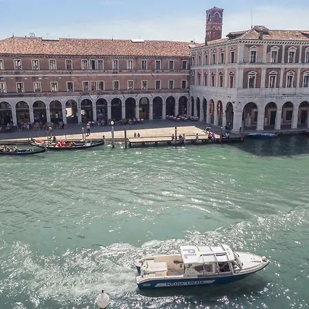 Casa Cattaneo Grand Canal View Benátky