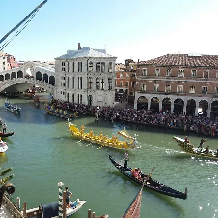 Apartmán Casa Cattaneo Grand Canal View *