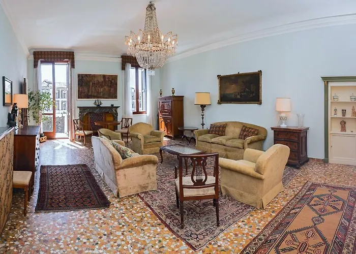 Casa Cattaneo Grand Canal View *